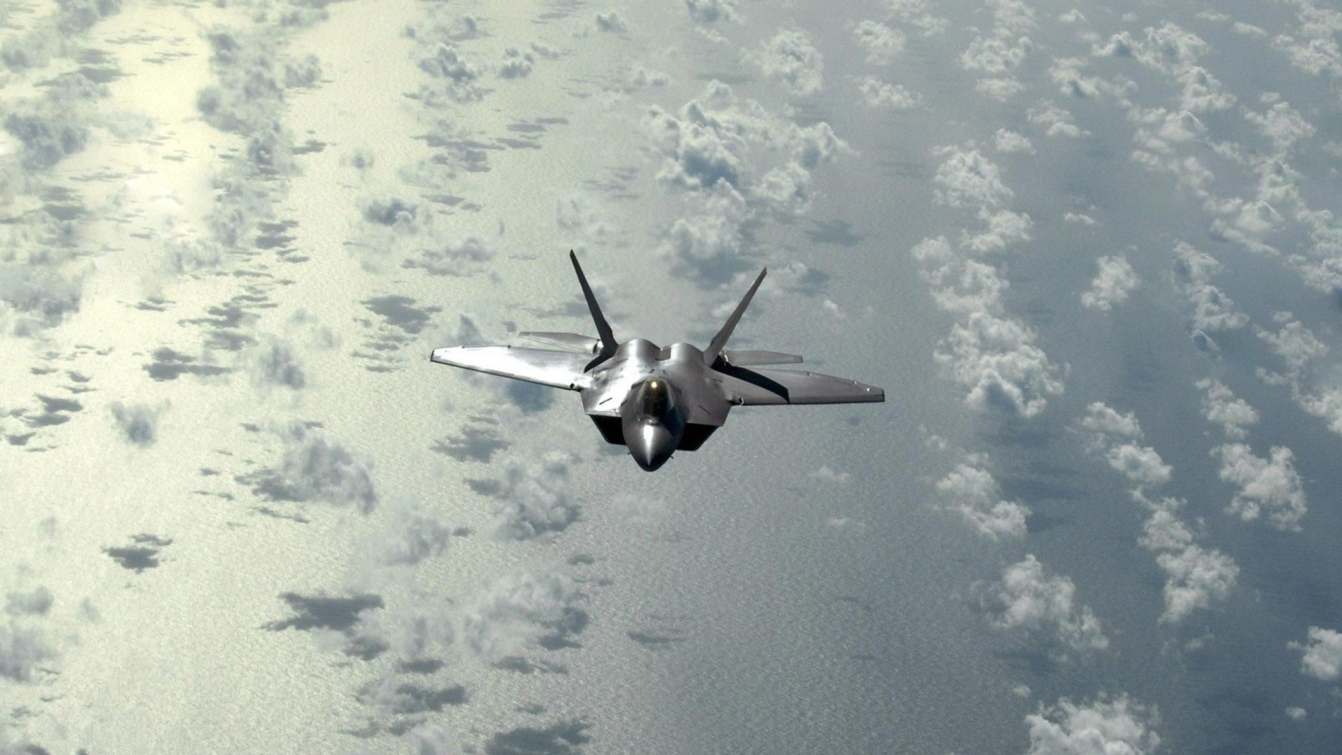 山东泰山主场观众热情高涨，山东泰山 主场