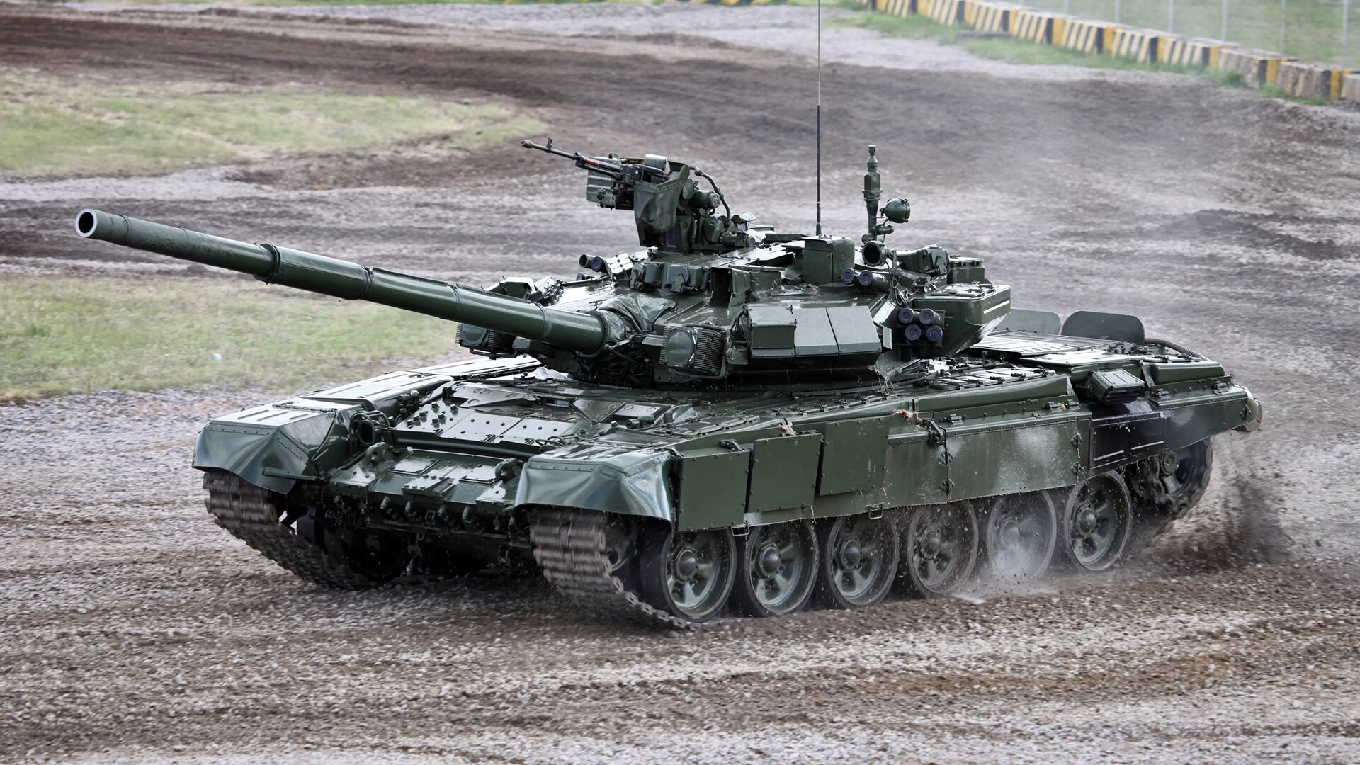 火箭再传捷报年轻阵容成长迅速，火箭年轻时候的照片