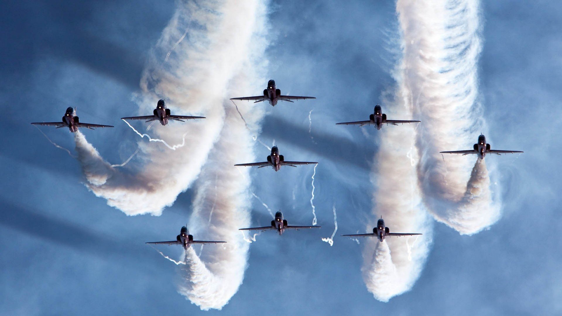 篮网球员采访中透露更衣室氛围团结和谐，篮网更衣室矛盾